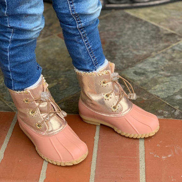 NEW** GIRLS RODE GOLD DUCK BOOTS - Picture 8 of 8